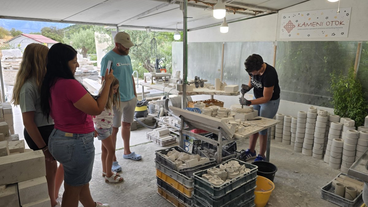 Journey Through Stone - Kameni otok