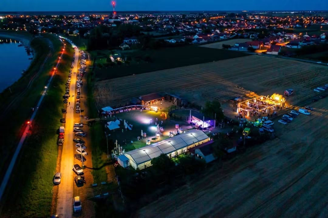 "Koncert u žitu"