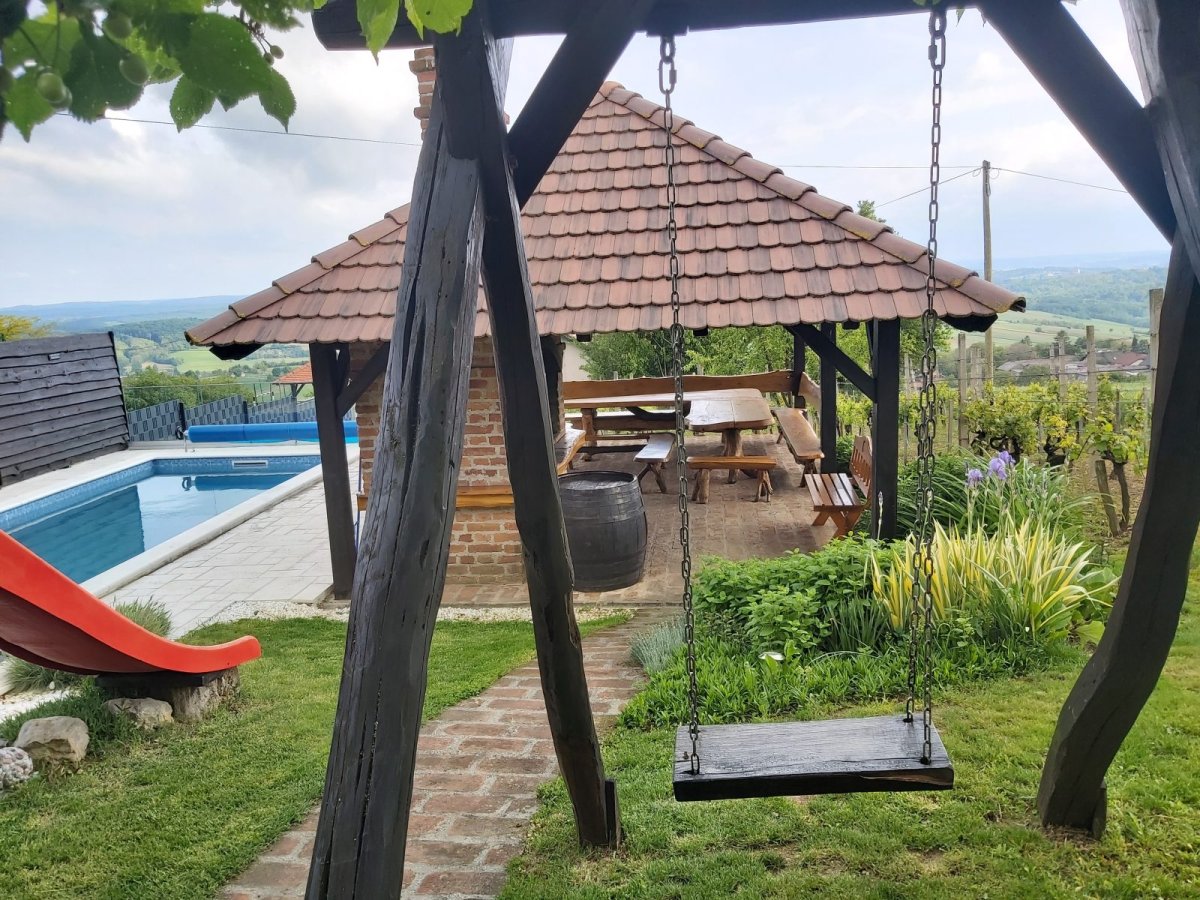 HOLIDAY HOME KALNIK
