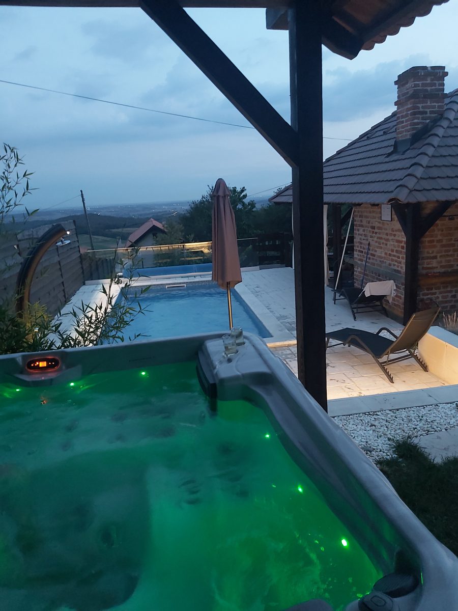 HOLIDAY HOME KALNIK