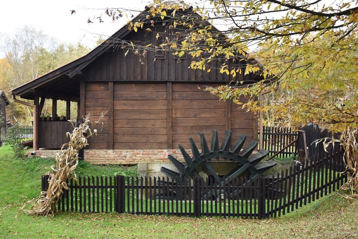 Putevima Lovrakovih junaka - KUC Mato Lovrak