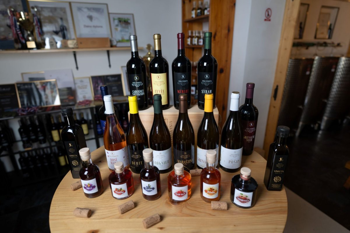 Vinketa &ndash; u imenu vino, u ča&scaron;i obitelj