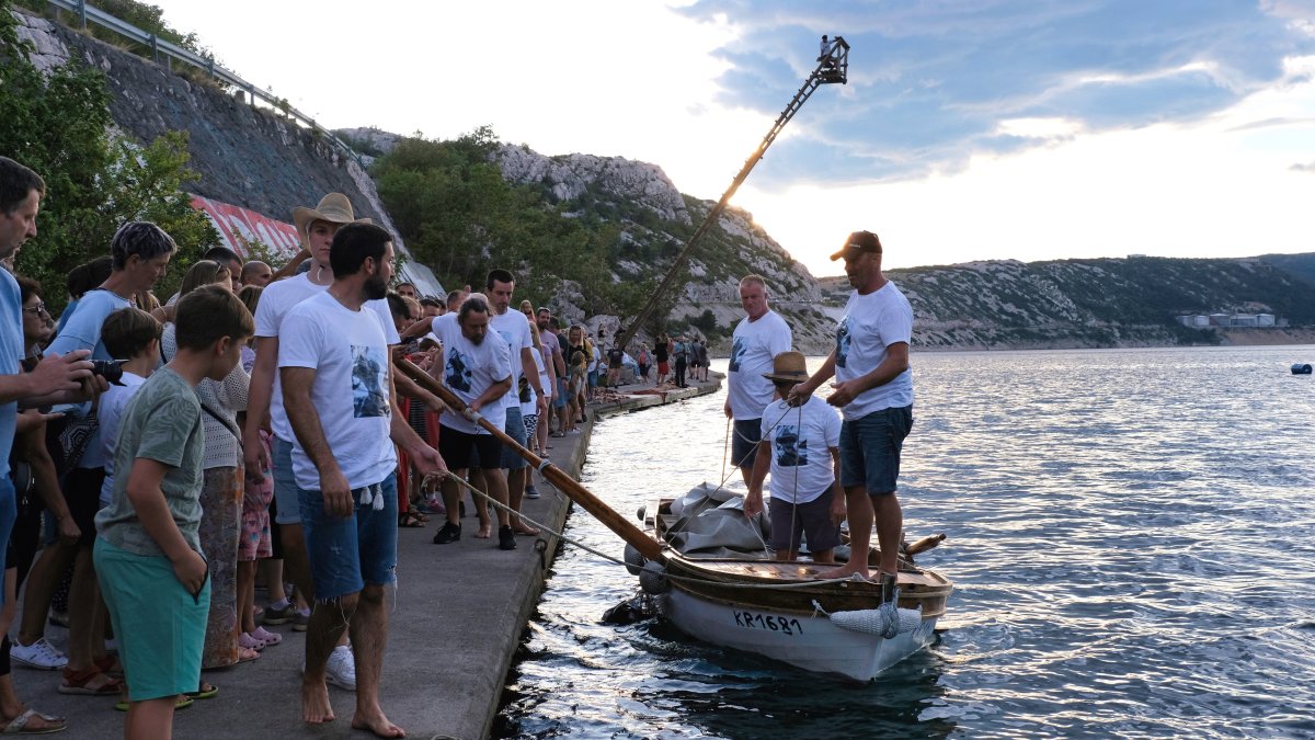 Manifestacija “TIRA, TIRA”  