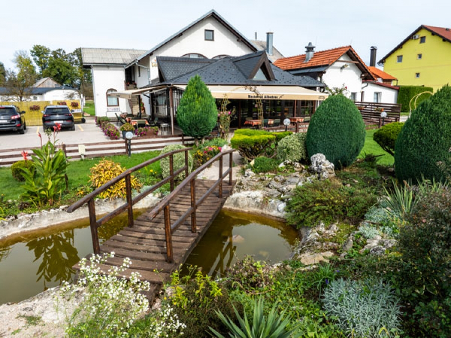 RESTORAN ALBATROS