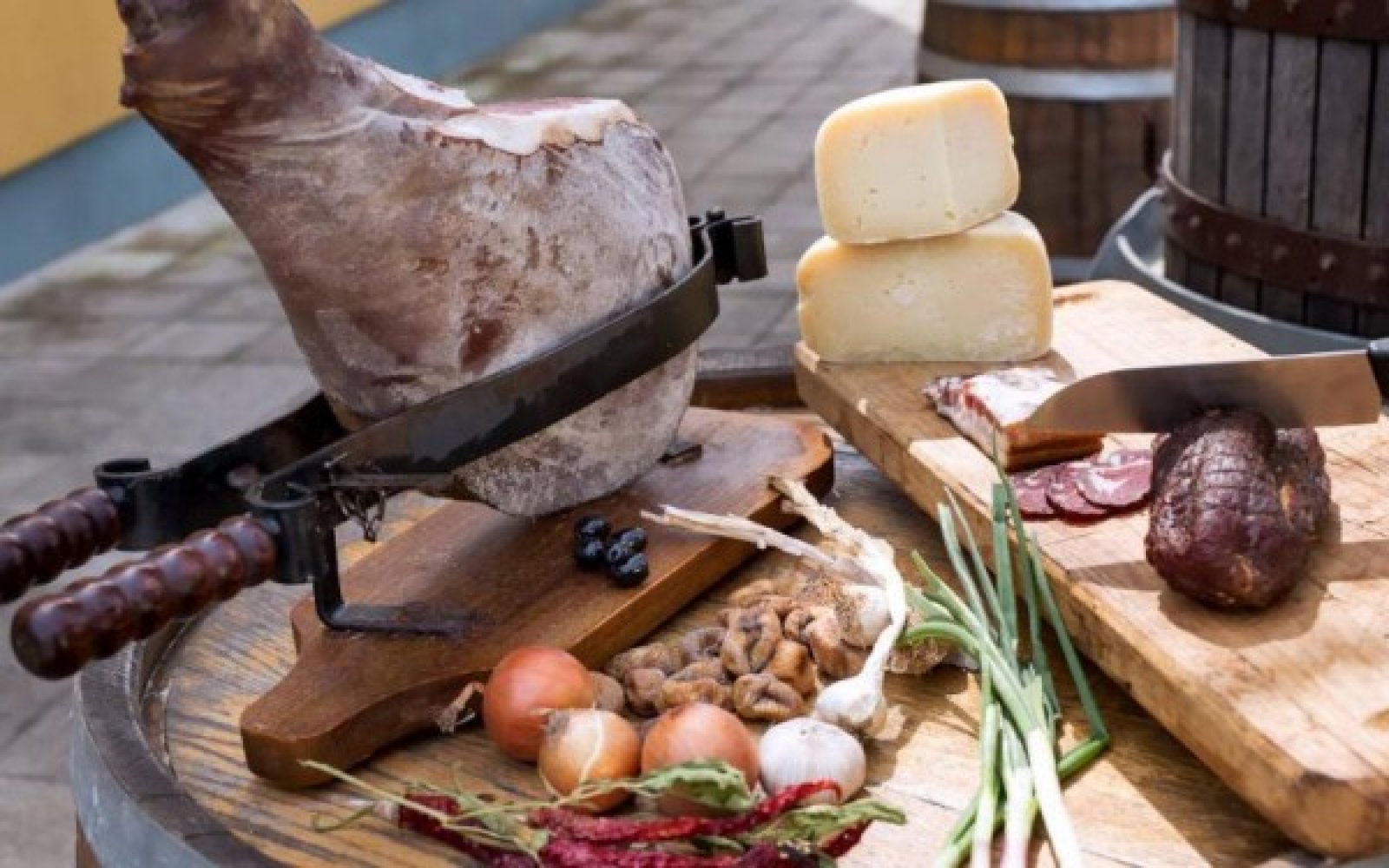 ILIRIJA TRAVEL- Povijesni i gastro putevi Ravnih Kotara