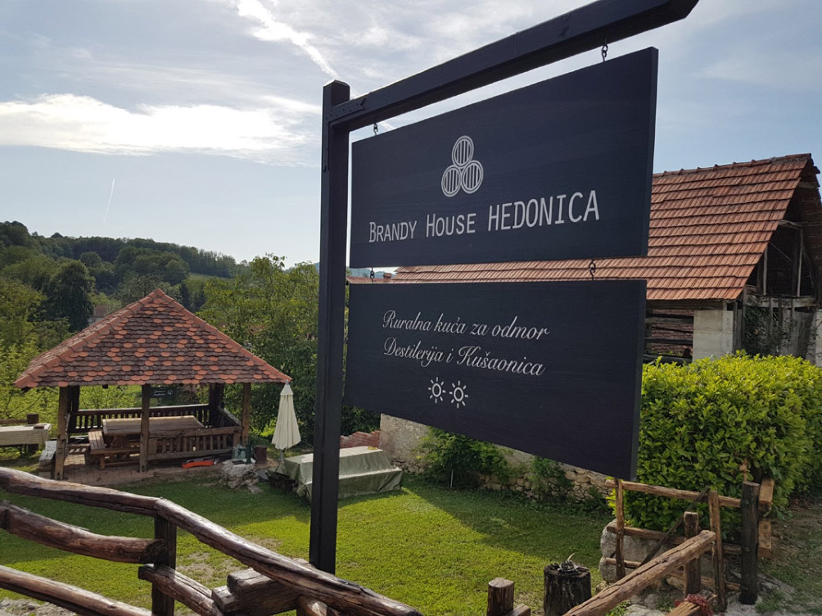 Kušaonica rakija Hedonica - OPG Mahović
