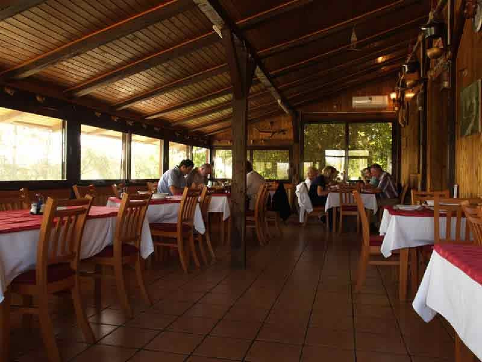 Krčma Kovač čarda (riblji restoran)